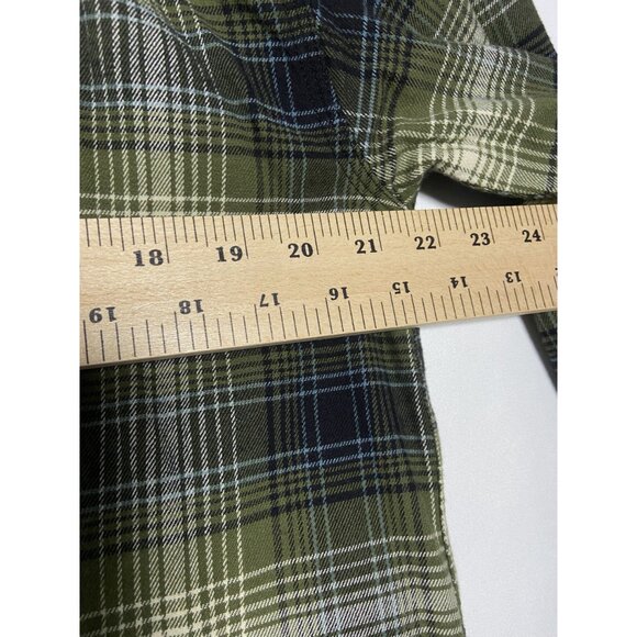 Carhartt Mens Green Plaid Long Sleeve Button-Up Shirt Medium - Picture 8 of 15